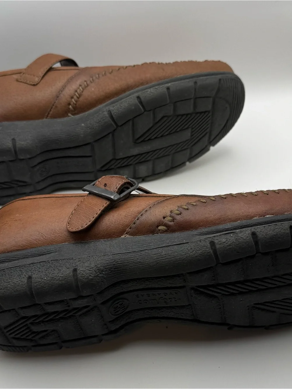 Kohls classic brown